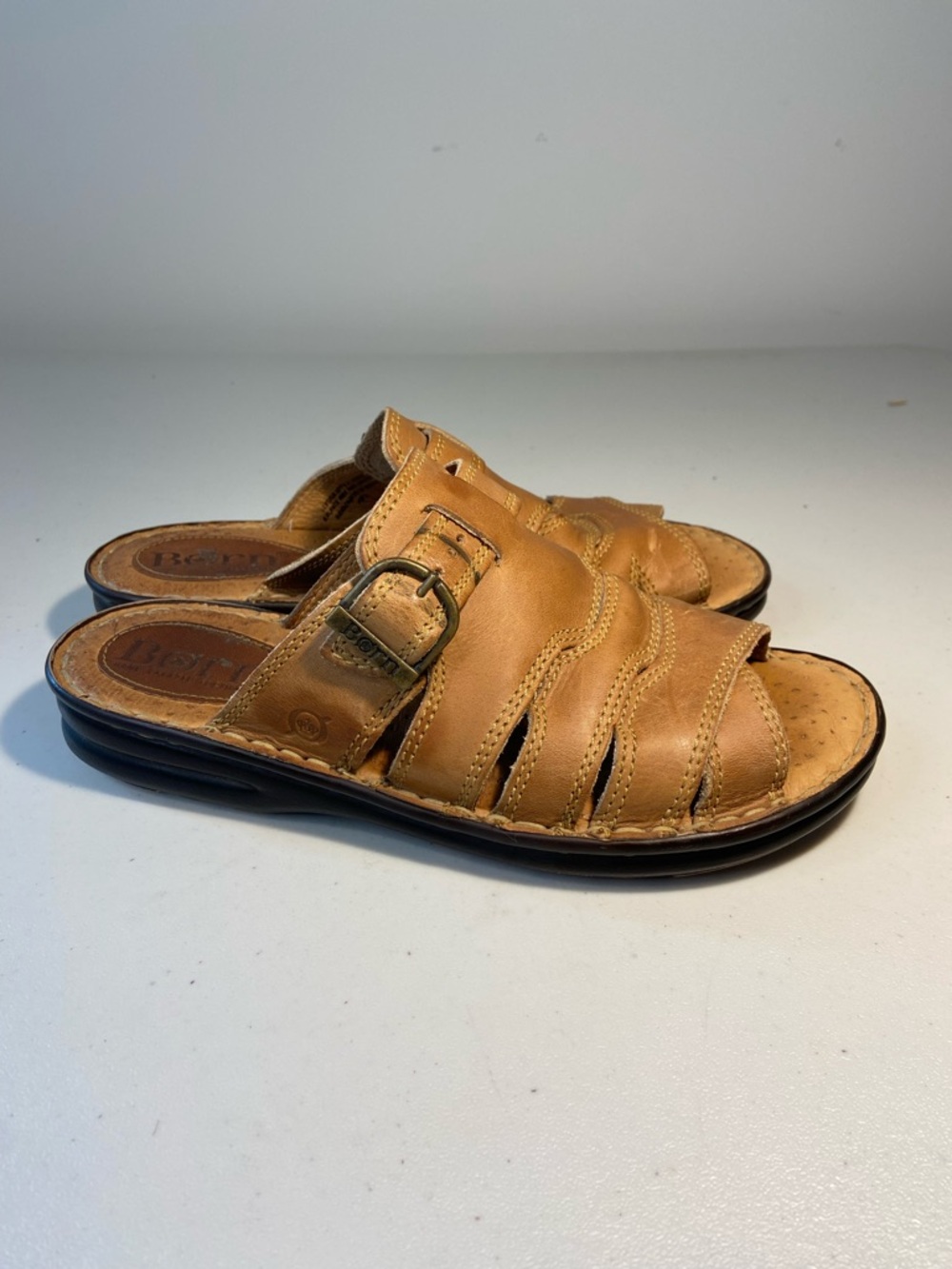 BOC Women’s Tan Leather Slide Sandals with Buckle Strap